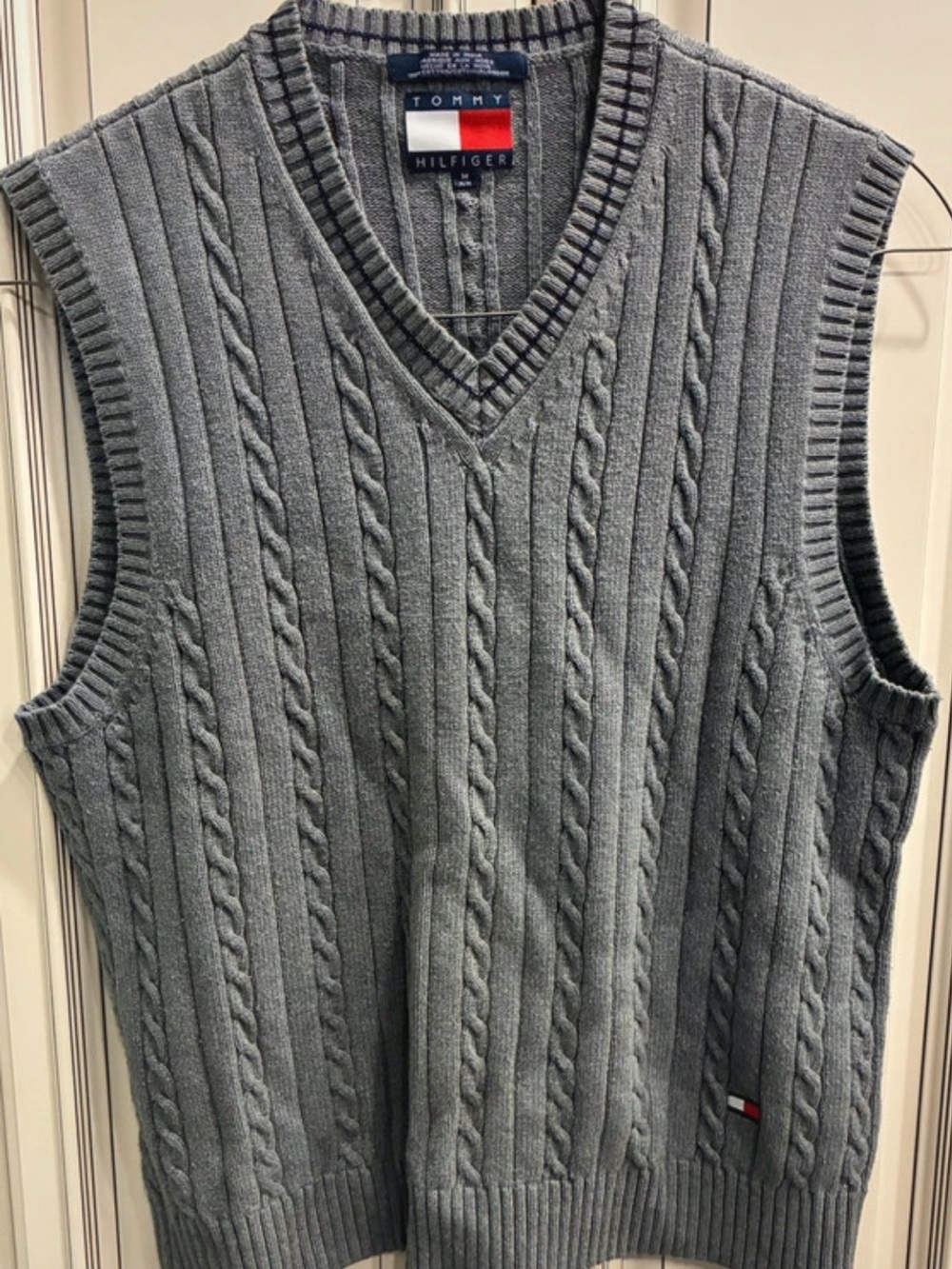 Tommy Hilfiger Men's Gray Cable Knit V-Neck Sweater Vest SZ M